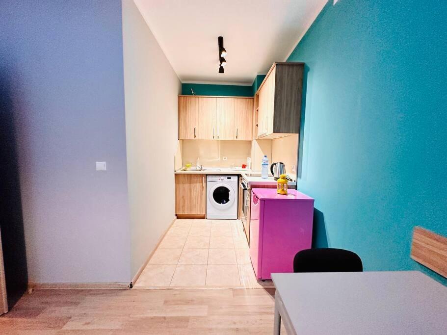 Apartment Barbie